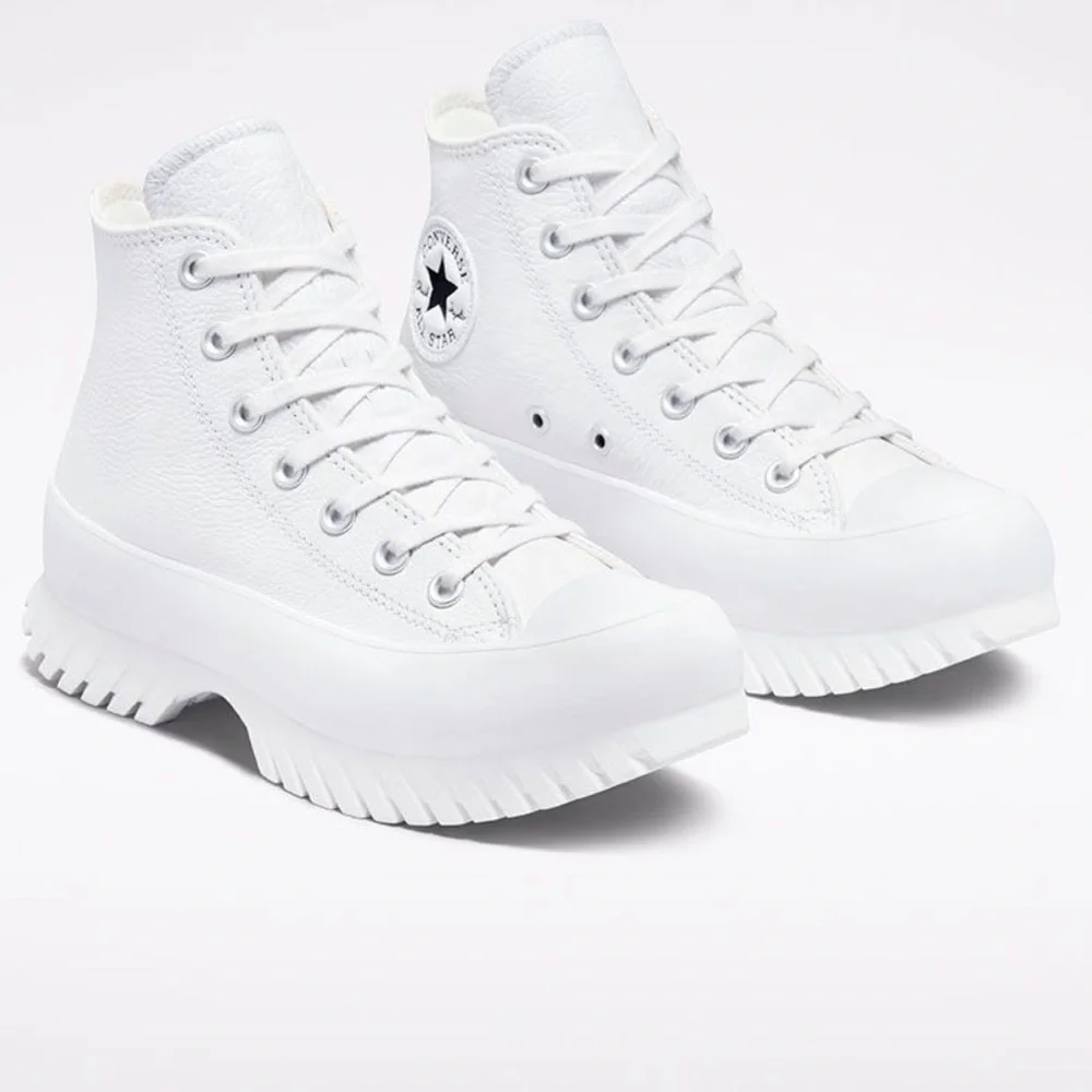 Converse Chuck Taylor All Star Lugged 2.0 Leather High Top White Size W10.5/M8.5